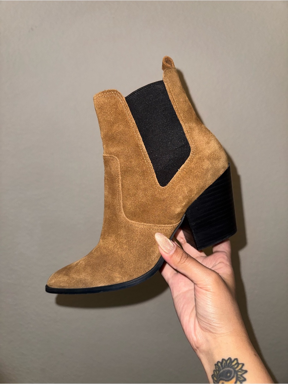 Steve Madden PATRICIA
CHESTNUT SUEDE booties